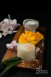 ข้าวเหนียวมะม่วง (Mango Sticky Rice)