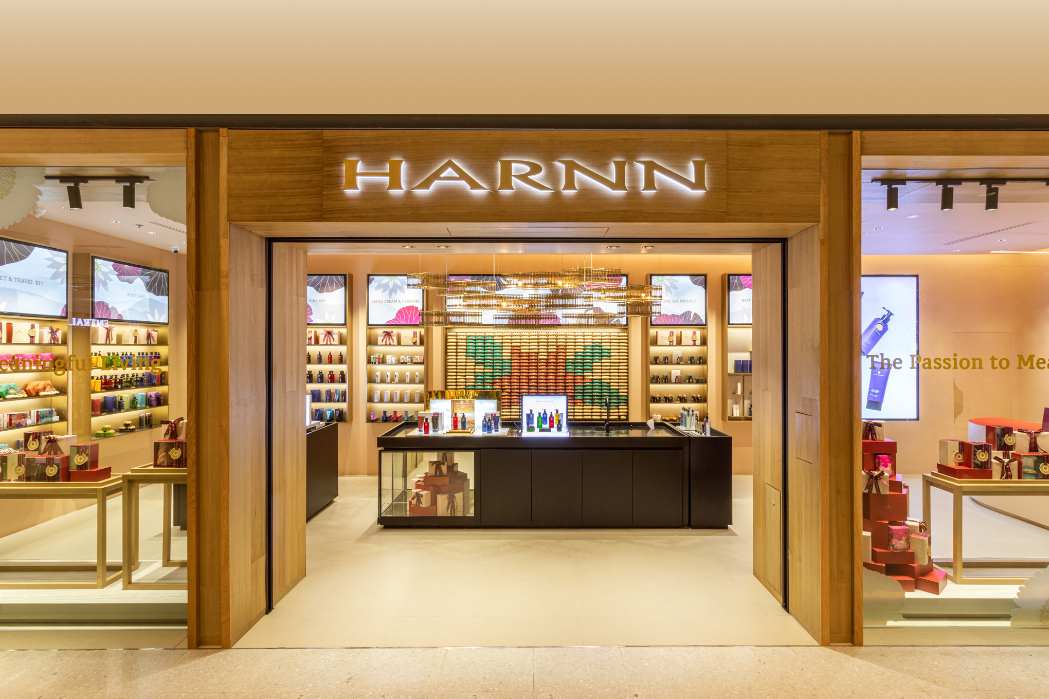 HARNN Concept Store Thainess