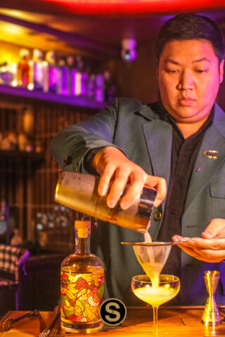 Amaris Cocktail Bar Ekamai