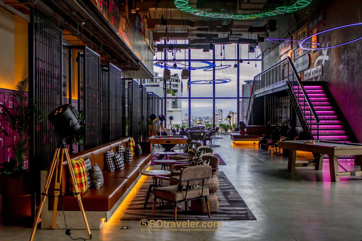 รีวิว Moxy Bangkok Ratchaprasong | SOtraveler.com