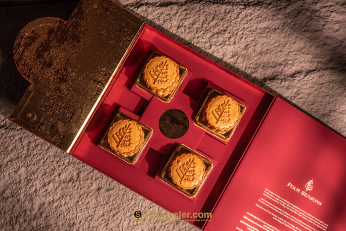 Four Seasons Hotel Bangkok’s Mooncakes 2024