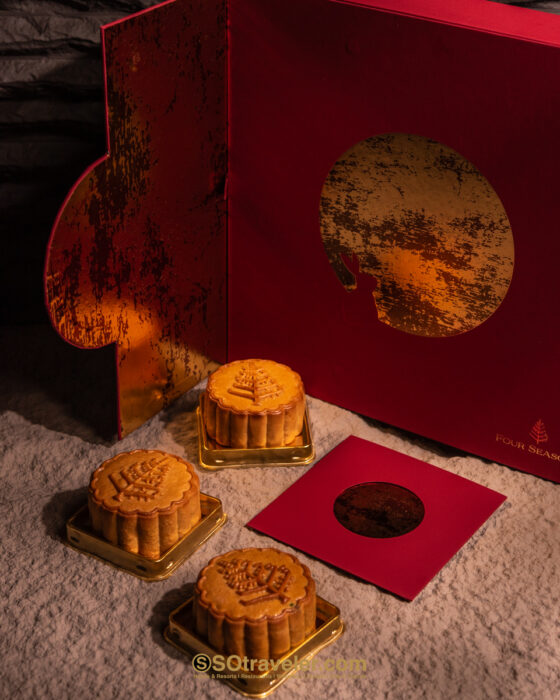 Four Seasons Hotel Bangkok’s Mooncakes 2024