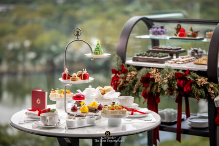 Ritz-Carlton Bangkok Caleō Festive Afternoon Tea 2024